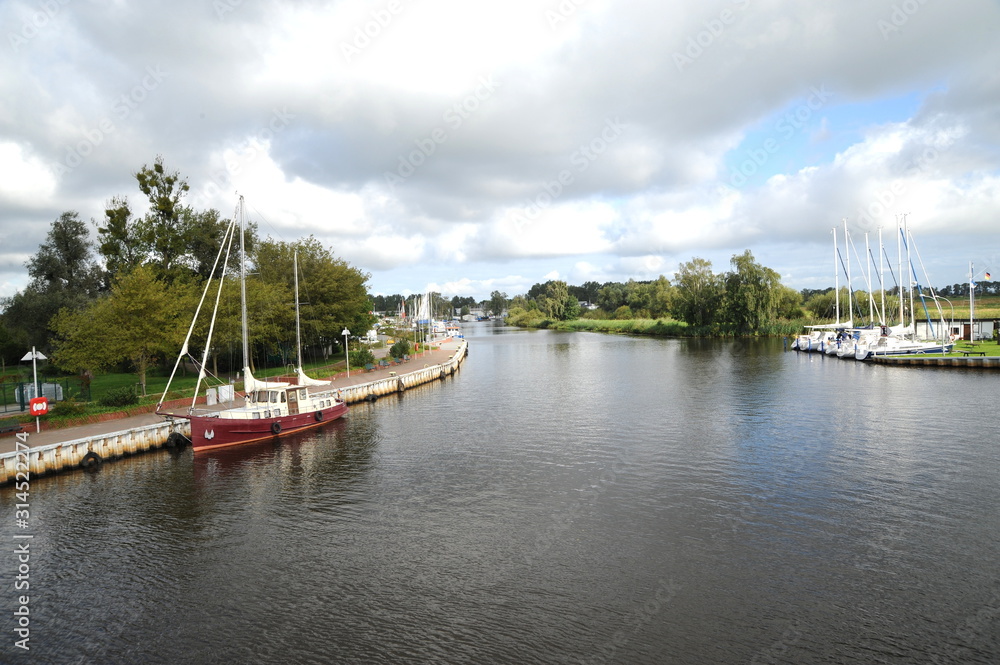 Ueckermünde, Blick in den Stadthafen