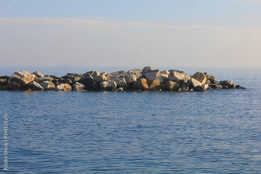 Fototapeta premium panorama with stones and rocks in the sea