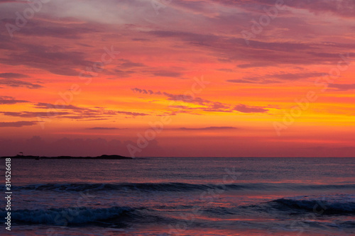 sunset over the sea © Helinton