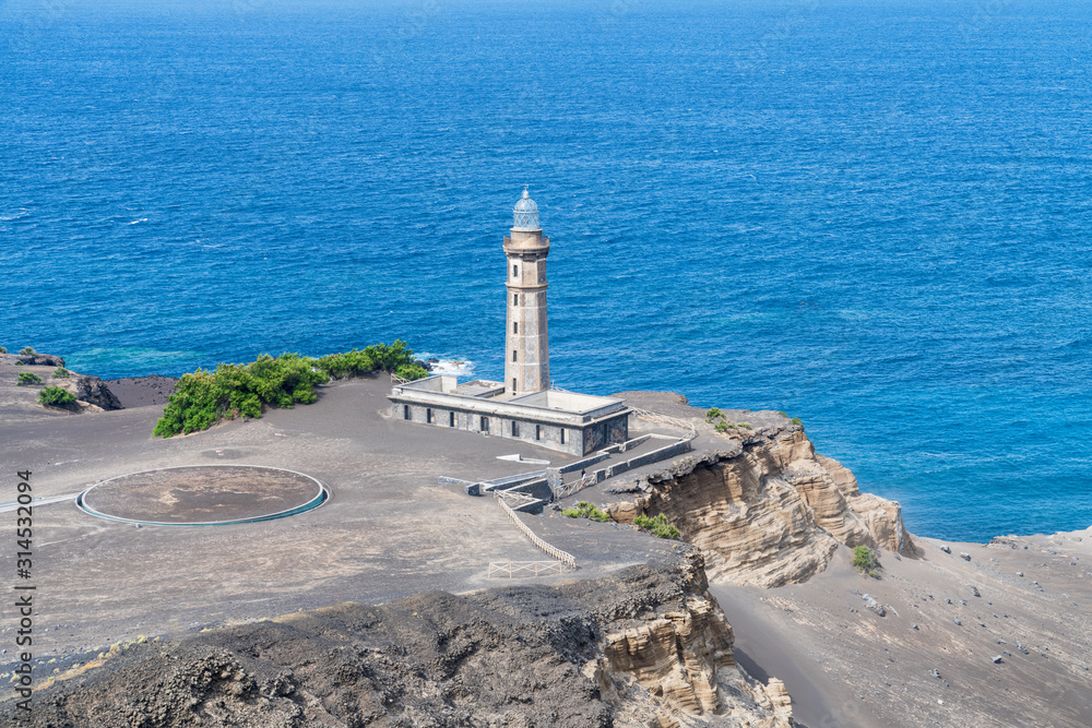 Fototapeta premium Old abandoned lighthouse on Faial Island, Azores