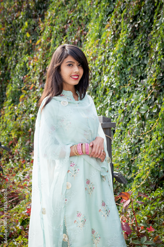 White suit design shop for girl latest 2019