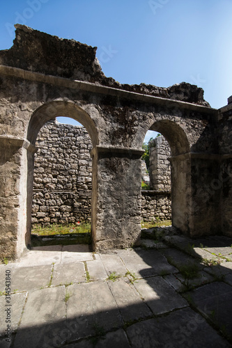 Church place of burial of St. Petersburg Nicholas elements of ancient architecture.