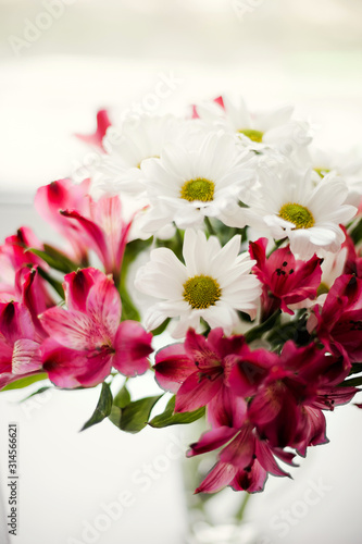 bouquet of white and pink flowers