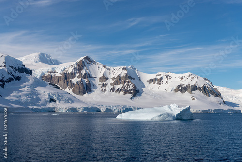 Antarctic landscape with glacier and mountains © Alexey Seafarer