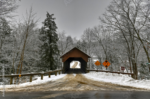 Dingleton Hill Covered Bridge - New Hampshire © demerzel21