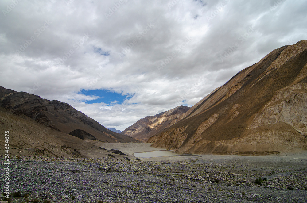 Barren Landscape on the way to Pangong Lake, India, Asia