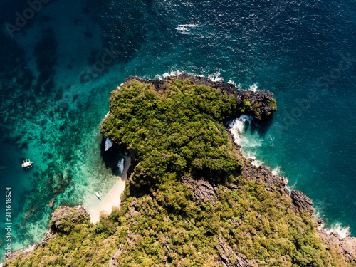 Fototapeta Naklejka Na Ścianę i Meble -  secret island