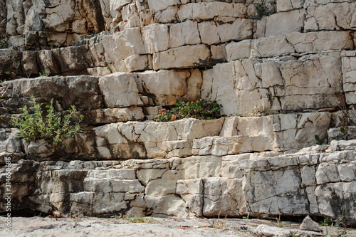 Wallpaper Mural Steinwand am Strand in Pula, Istrien Torontodigital.ca