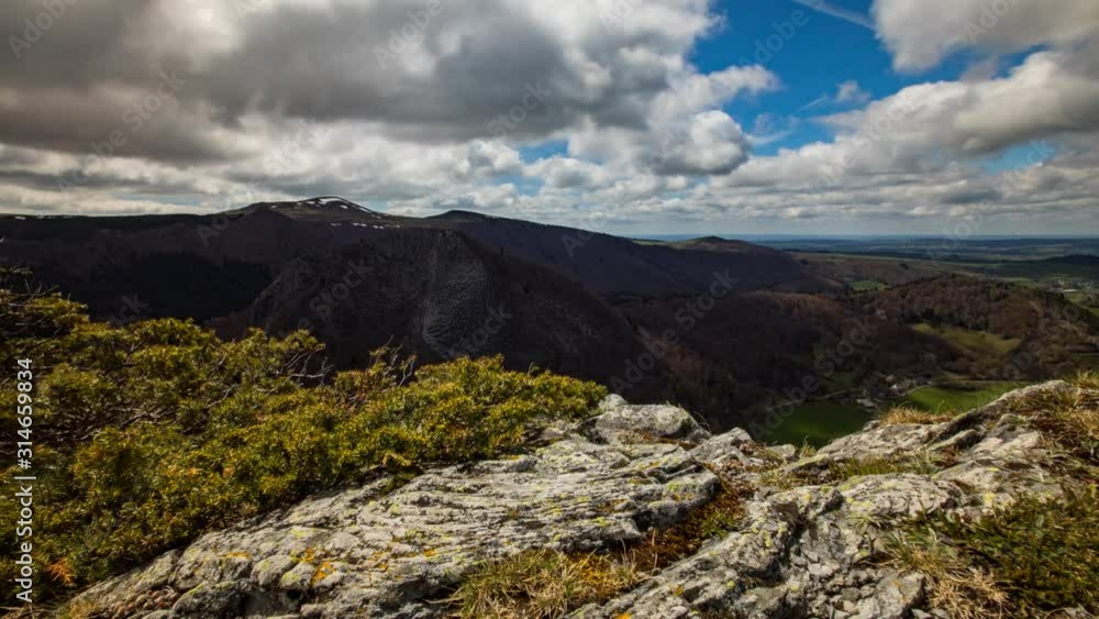 Timelapse du Massif des puys, France Timelapse du Massif des puys, France
