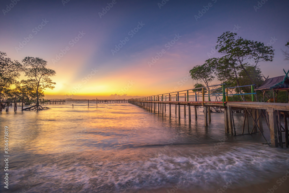 Obraz premium The Sunset Moment at Batam Bintan Island Indonesia