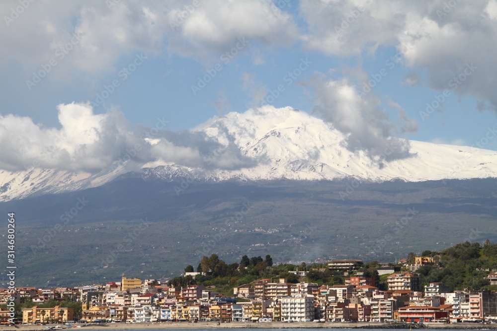 Fototapeta premium The Island of Taormina, Italy