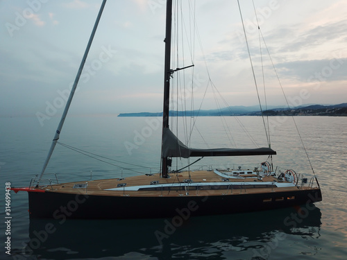 sailing yacht © Luca