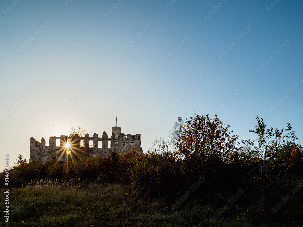 Rabsztyn Castle Ruins, Trail of the Eagles' Nests, Krakow-Czestochowa Upland or Polish Jurassic Highland, Lesser Poland Voivodeship, Poland