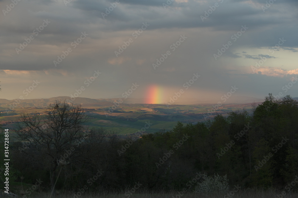 Fototapeta premium Rainbow in Tuscany