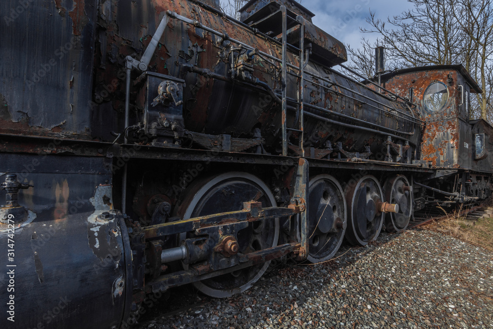 grosse alte dampflokomotive