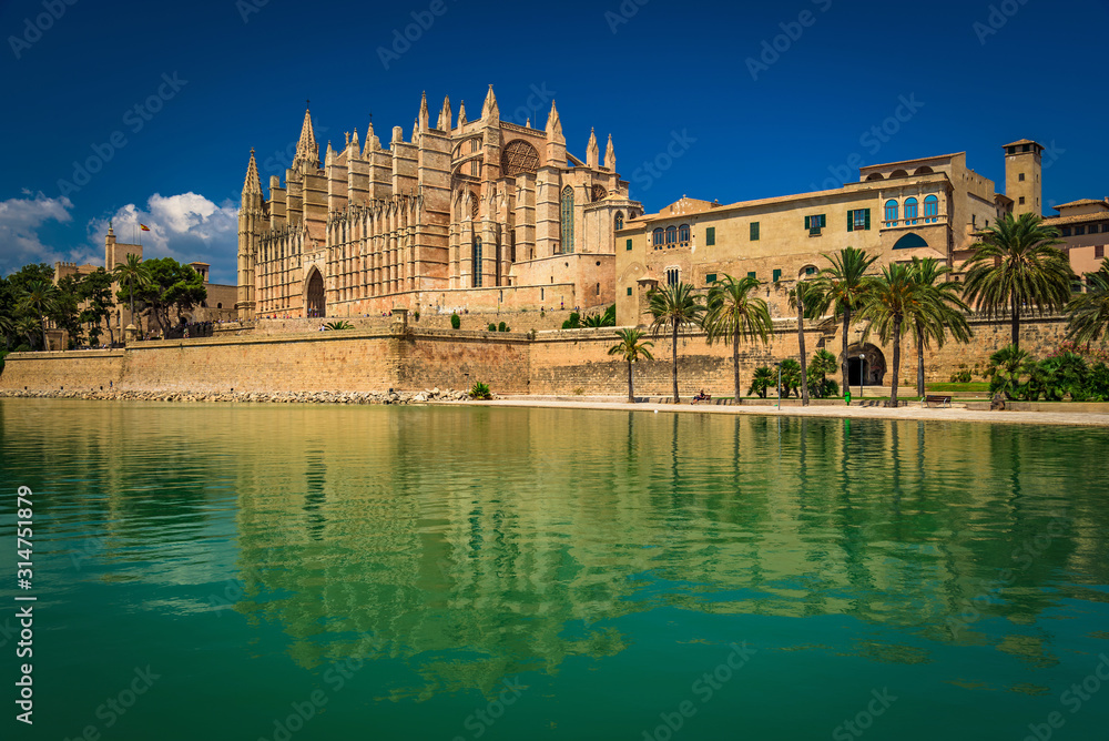 Spain - Cathedral with turquois waters - Palma de Mallorca