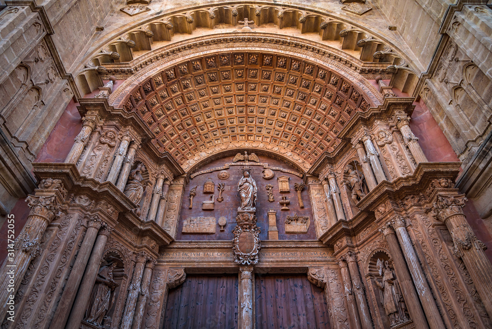Spain - Entrance to the cathedral - Palma de Mallorca