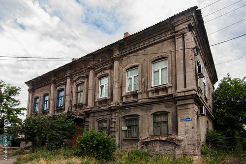 Two-storey building with garden in Mariupol, Ukraine
