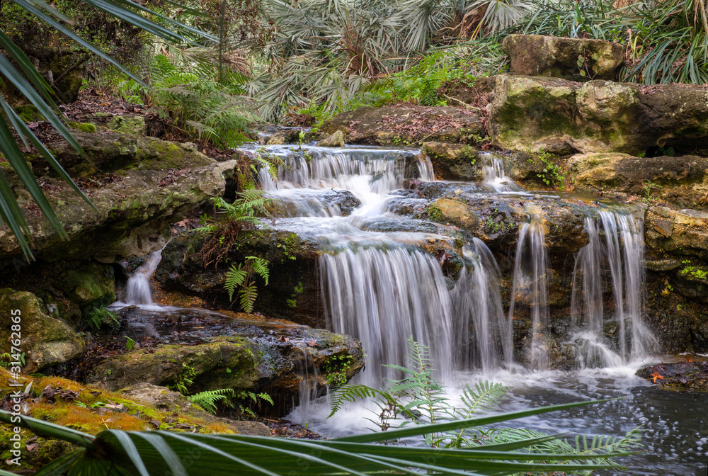 Obraz premium waterfall, tropical forest, long exposure