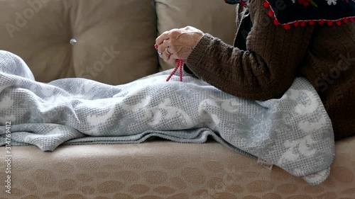 old woman hand and rosary, old woman worship,