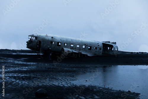 Εκτύπωση καμβά Plane wreckage in Iceland