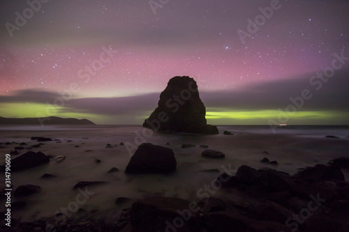 Obraz na plátne Southern Aurora Australis in Tasmania beach
