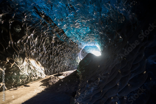Fototapeta Naklejka Na Ścianę i Meble -  Ice cave in glacier, Iceland