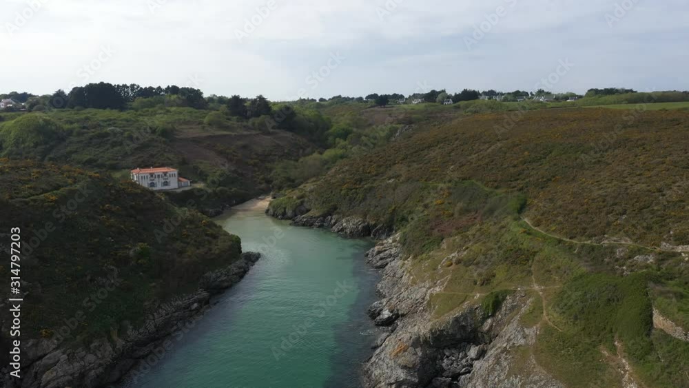 Sentier côtier vu par drone, Belle Île en Mer, France Sentier côtier vu par drone, Belle Île en Mer, France