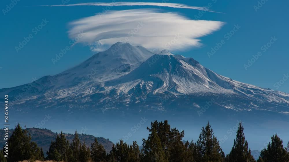 Lenticular Clouds over Mount Shasta, California Lenticular Clouds over Mount Shasta, California