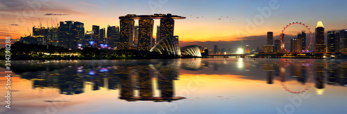 Canvas Print Marina Bay Sands hotel ,Garden by the bay and light show at Garden by the bay Ea