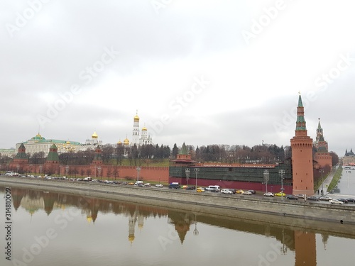 Fototapeta Naklejka Na Ścianę i Meble -  Towers and walls of the Moscow Kremlin