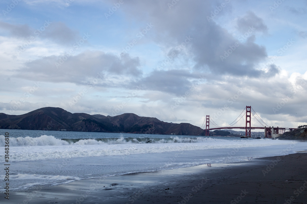 Golden Gate Bridge in der Ferne 