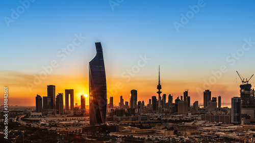 Sunset in Kuwait City - Bright - City glowing in the evening light 