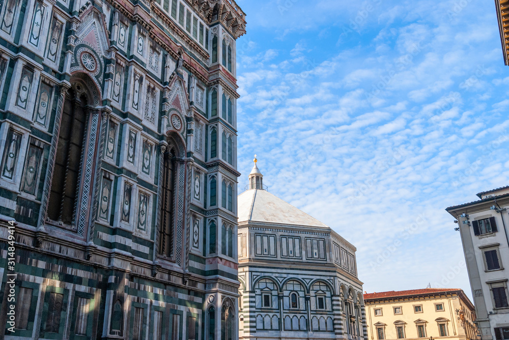 Fototapeta premium Beautiful renaissance cathedral Santa Maria del Fiore in Florence.