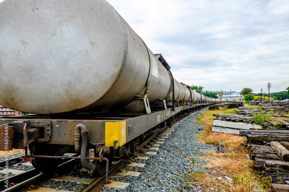 Naklejka premium Oil transport train