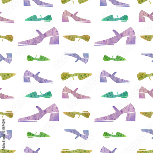 Seamless pattern with violet shoes, different size