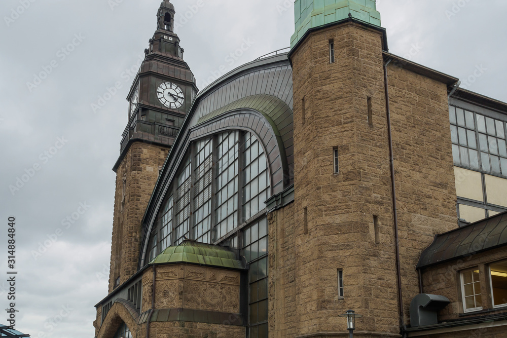 Hamburg Hauptbahnhof (Central railroad station) in Germany