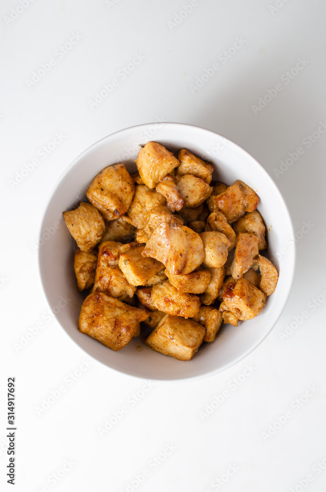 GRILLED CHICKEN IN A BOWL GRILLED CHICKEN IN A BOWL