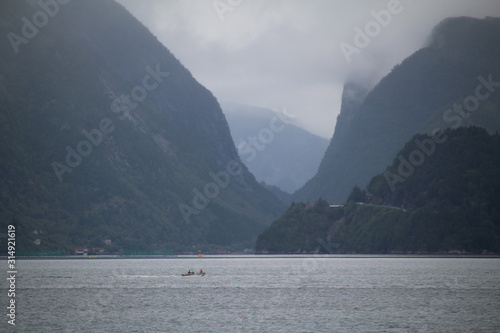 Fjord Norwegen © Sebastian