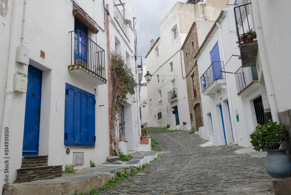 A street in Dalís Twon of Cadaqués, Catalunya