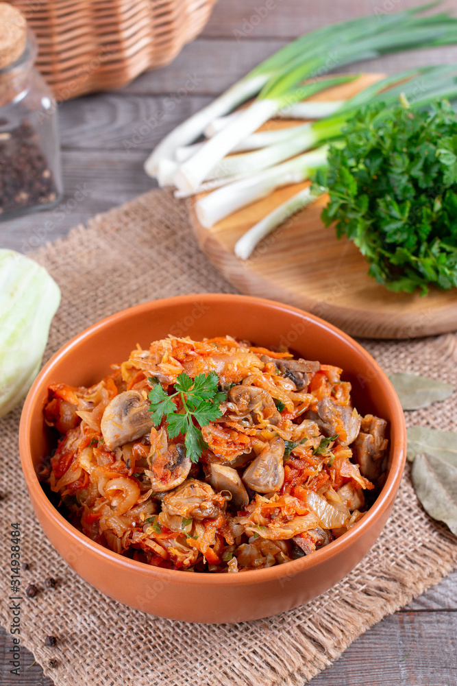 Stewed cabbage with mushrooms Stewed cabbage with mushrooms
