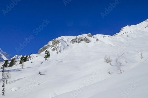 Österreichische Berglandschaft im Lungau im Winter