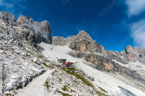 Dolomiti e Rifugio Agostini