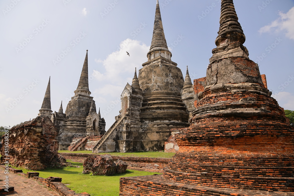 Fototapeta premium タイ、バンコク、世界遺産アユタヤのワット・プラ・シー・サンペート Wat Phra Sri Sampet in Ayutthaya,Bangkok,Thailand