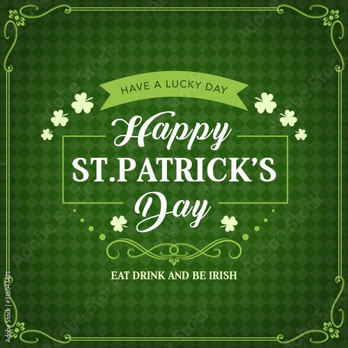Photo Happy St Patricks day, Irish holiday celebration greeting and shamrock clovers on green pattern background