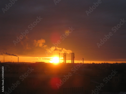 Sonnenaufgang am Nachthimmel