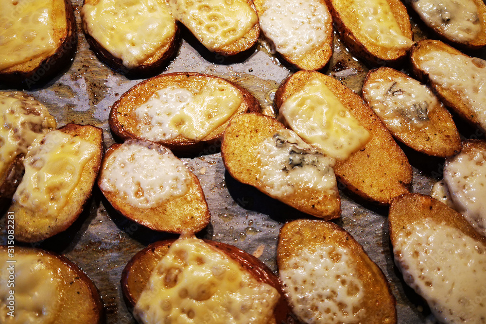 grilled potatoes with fresh cheese