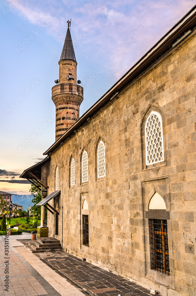 Obraz premium Lala Mustafa Pasha Mosque in Erzurum, Turkey