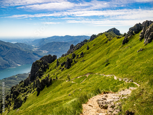 Hiking trail to rifugio Rosalba on Grigna Meridionale