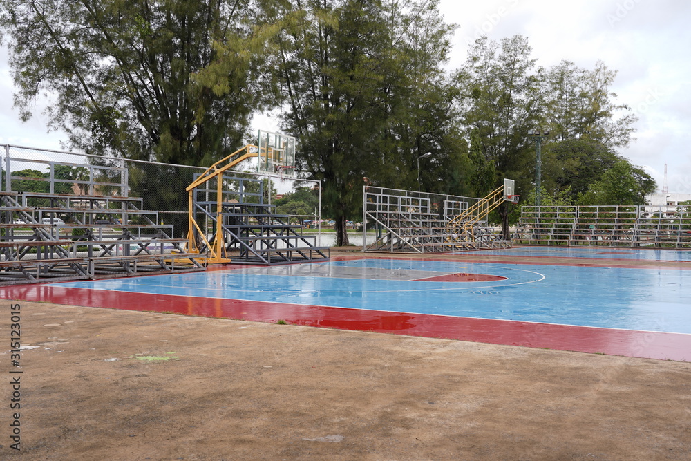 The public park is a place of government, local administrative unit. Make it a recreation place for people in various communities and cities. The public park is a place of government, local administrative unit. Make it a recreation place for people in various communities and cities.